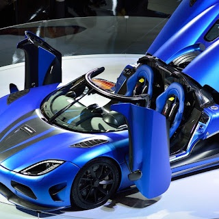 famous-car-1208767_1280